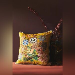 Anthropologie Nathalie Lete Embroidered Velvet Pillow Owl Golden 18” X 18” NWT